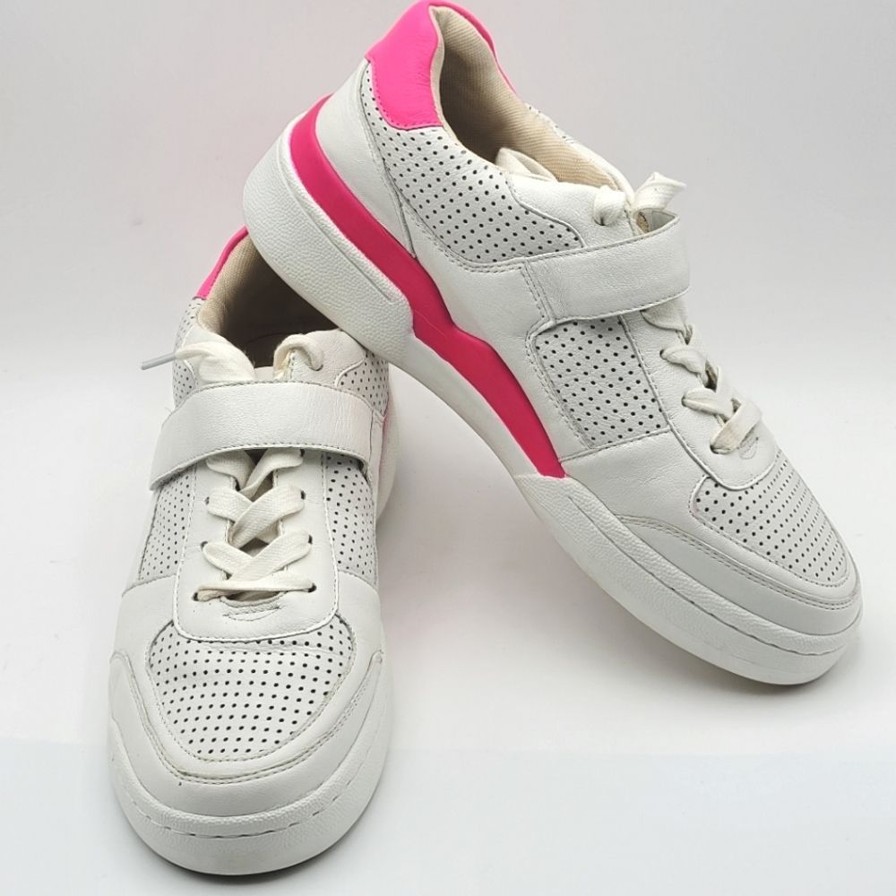 Vince Camuto Sargita Sneakers Size 10M. S963‎